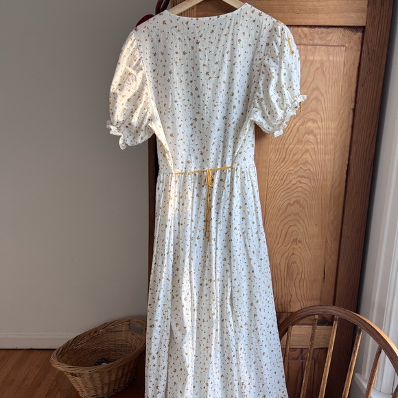 Fin & Vince | RARE Floral Linen Blend Prairie Dress - Picture 7 of 8